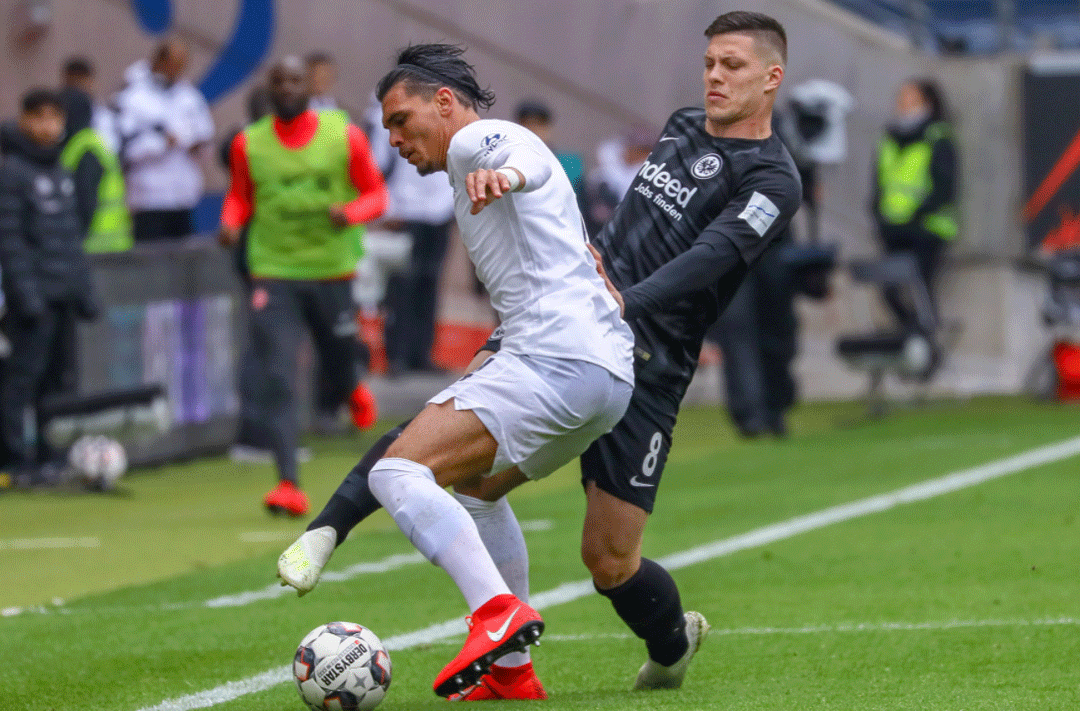 开云APP下载-转会期德国杯传出新动向，上海申花止住颓势，管理层表态——引发热议，轮换策略成焦点(上海申花足球俱乐部有限公司)